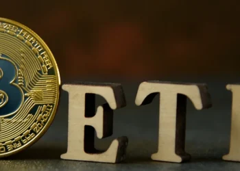 Bitcoin ETF Holdings Drop 28% as Hedge Funds Pullback